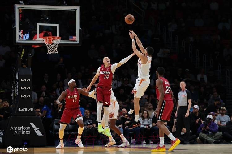 阿德巴约29+9布克24+9+9 热火胜太阳结束3连败 阿德巴约29+9布克24+9+9 热火胜太阳结束3连败